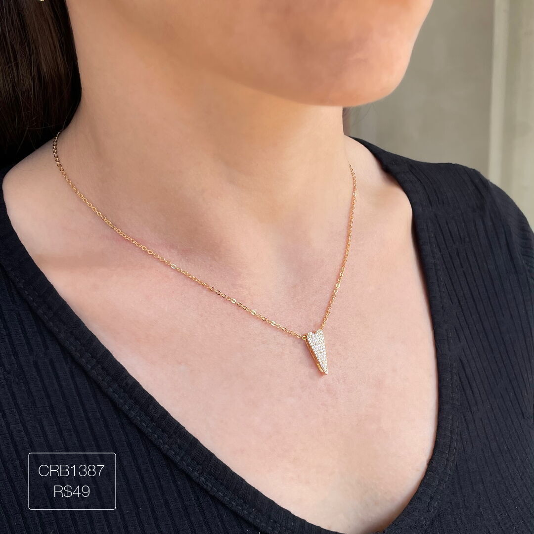 Colar de Coração Apertado Cravejado Cristal Dourado